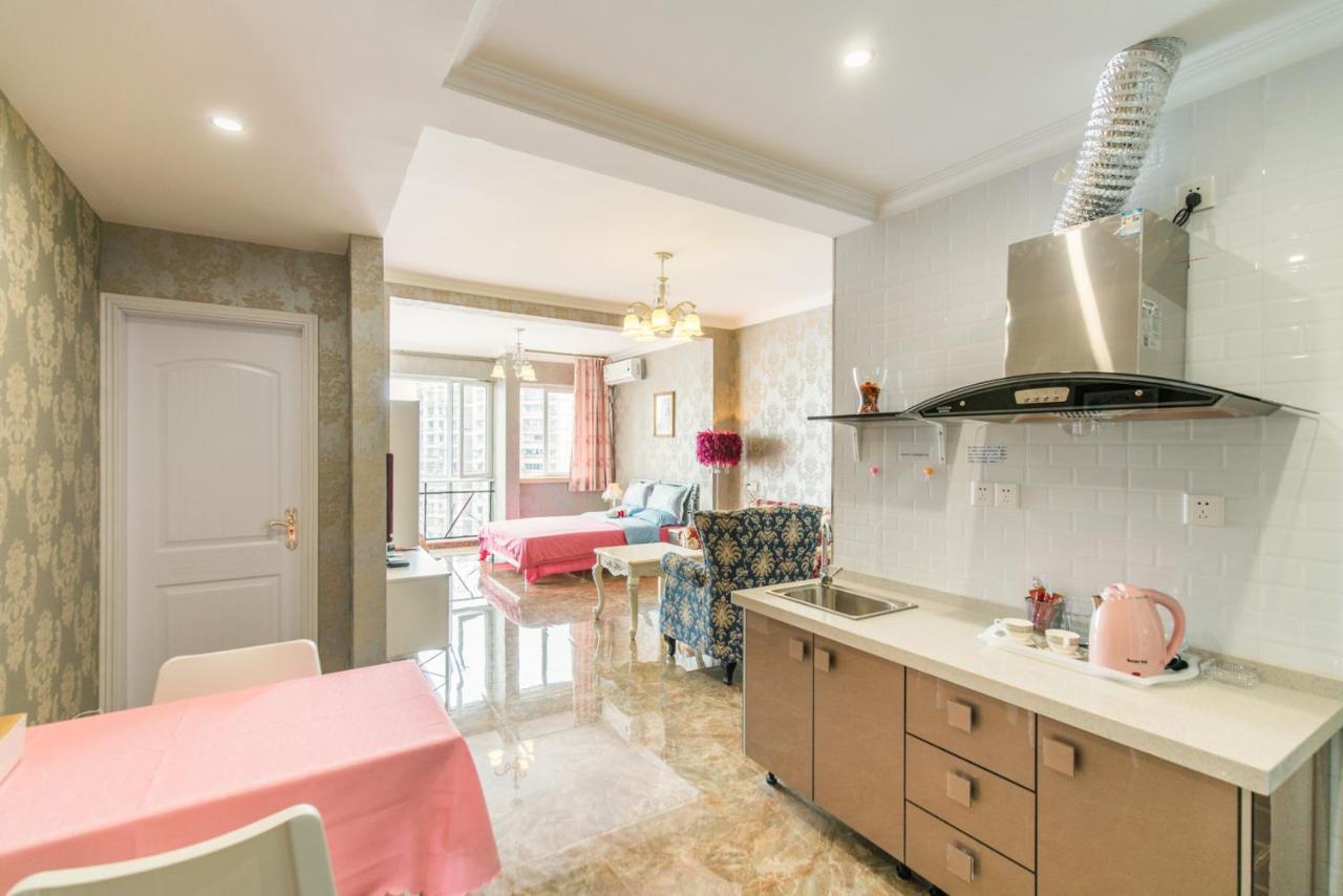 Xiao Yu B&B Apartment Near Jiefangbei&Hongyadong Chongqing Bagian luar foto