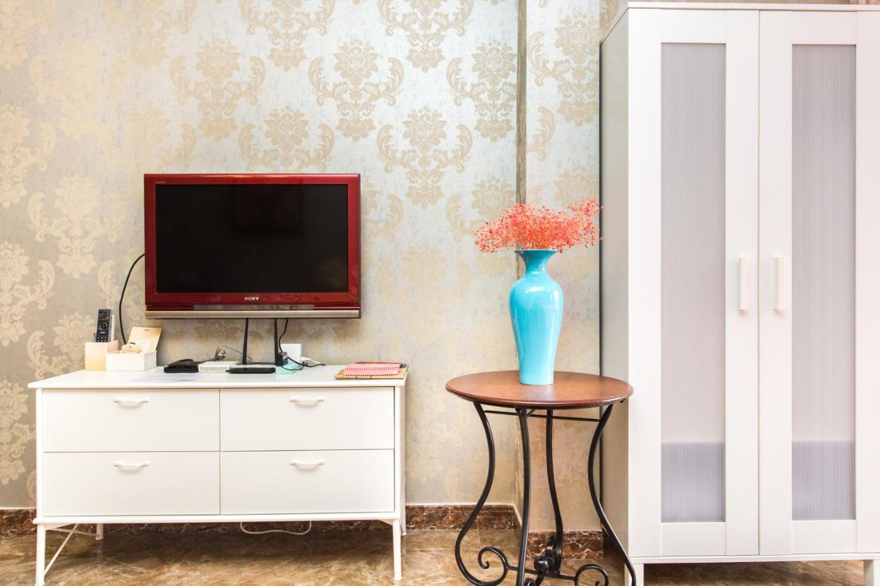 Xiao Yu B&B Apartment Near Jiefangbei&Hongyadong Chongqing Bagian luar foto