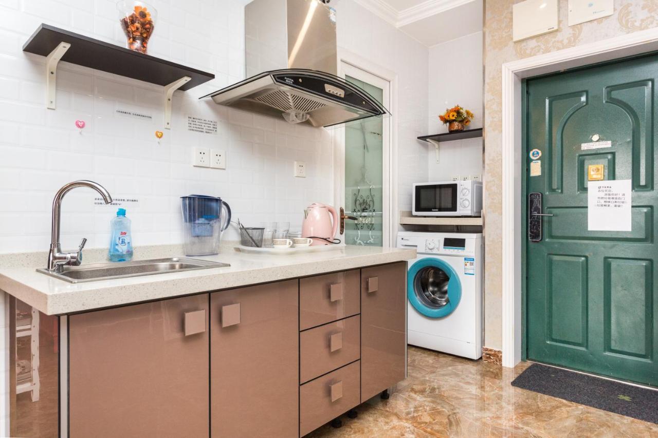 Xiao Yu B&B Apartment Near Jiefangbei&Hongyadong Chongqing Bagian luar foto